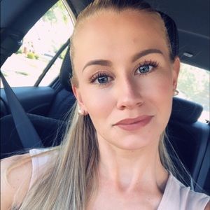 Meet your Posher, Megan